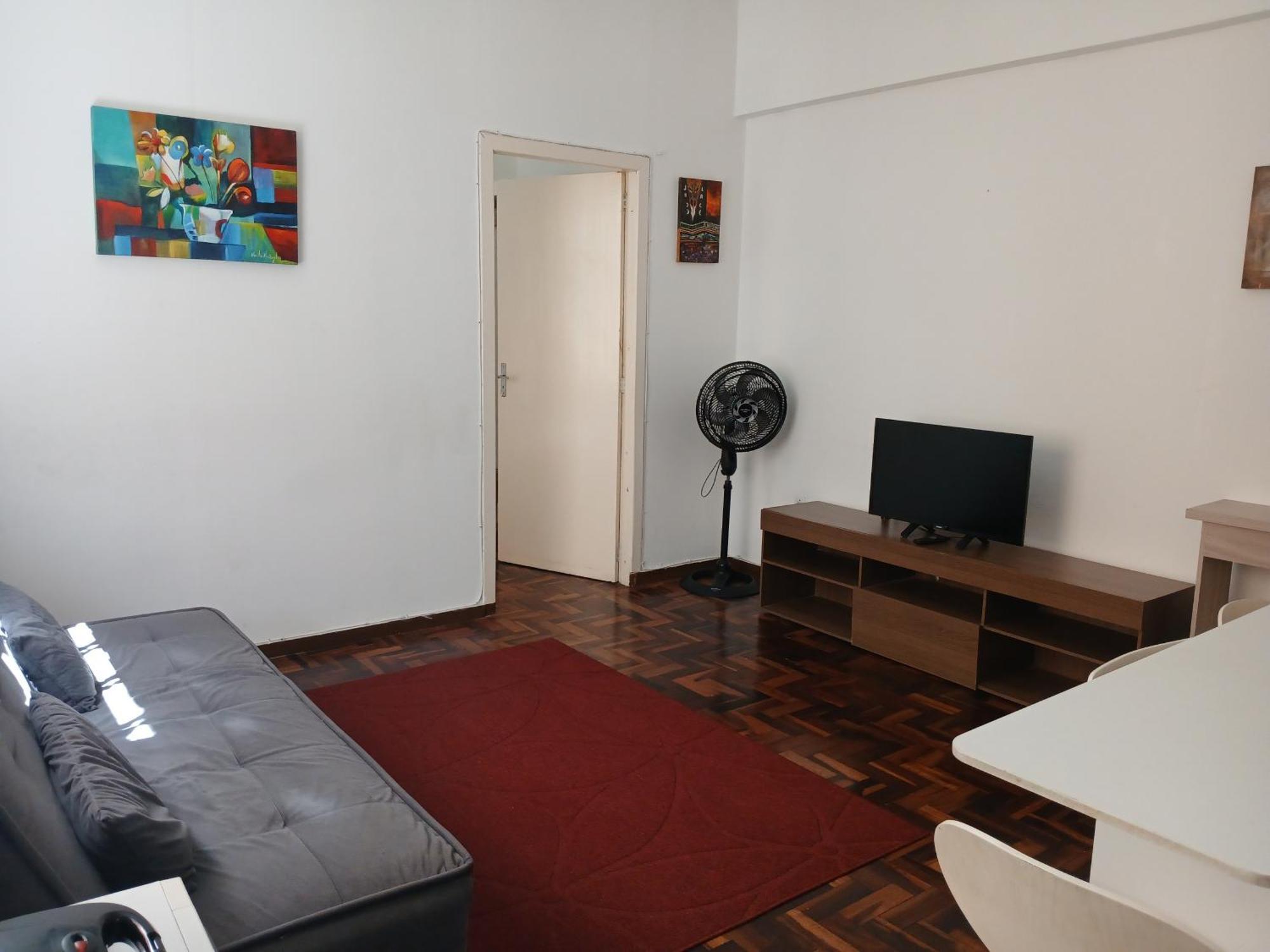 Aconchegante, Pratico E Bem Localizado Apartamento